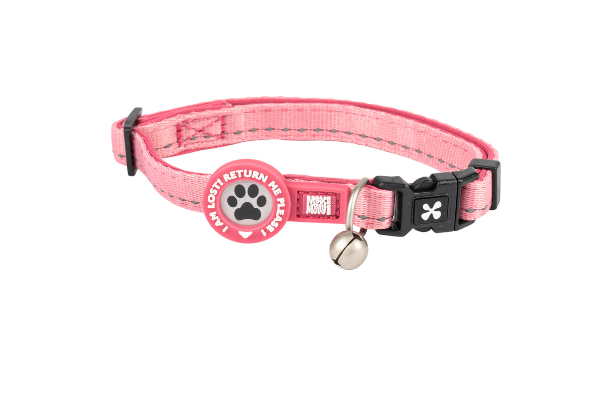 Max & Molly cat collar with safety buckle, bell, and ID tag – adjustable and comfortable for everyday wear.